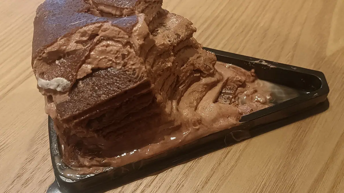 The Icing On The Cake – gluten-free bakery in Marple town centre
